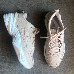 Soft Pink Nike
